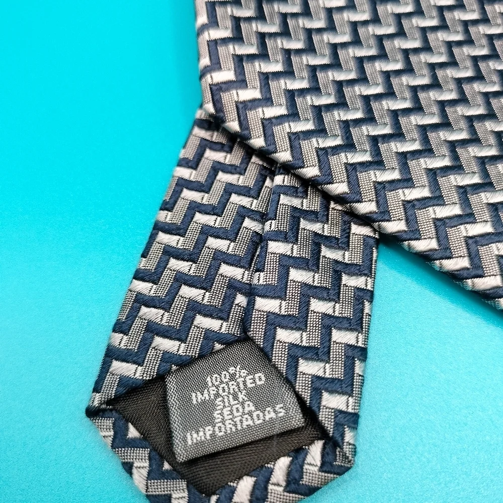 Stafford Executive Men's Imported Silk Necktie Tie Blue Gray Abstract Zig Zag